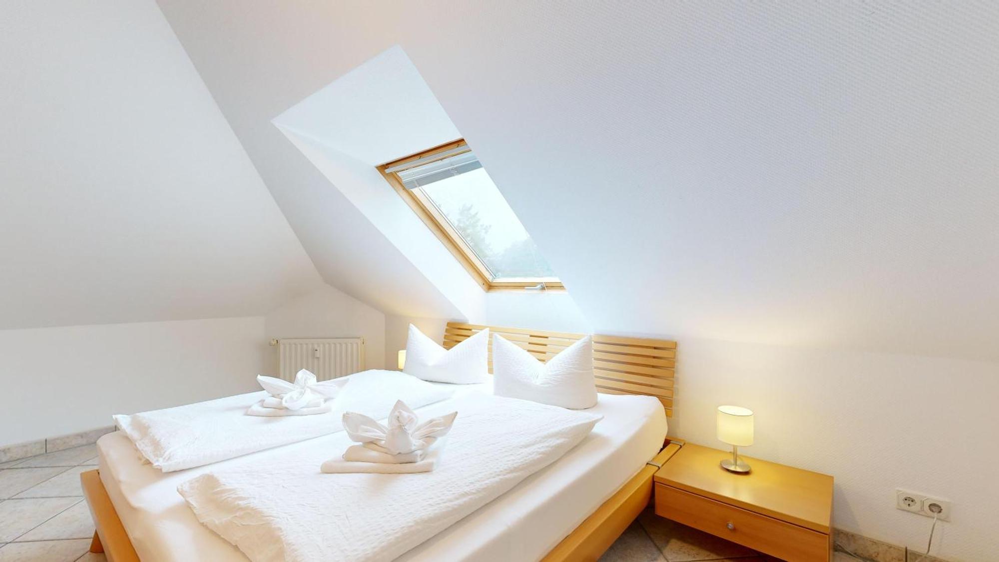Fewos Direkt Am Strand, Mit Suedbalkon Oder Mit Balkon Mit Meerblick, Strandburg, Apartment *